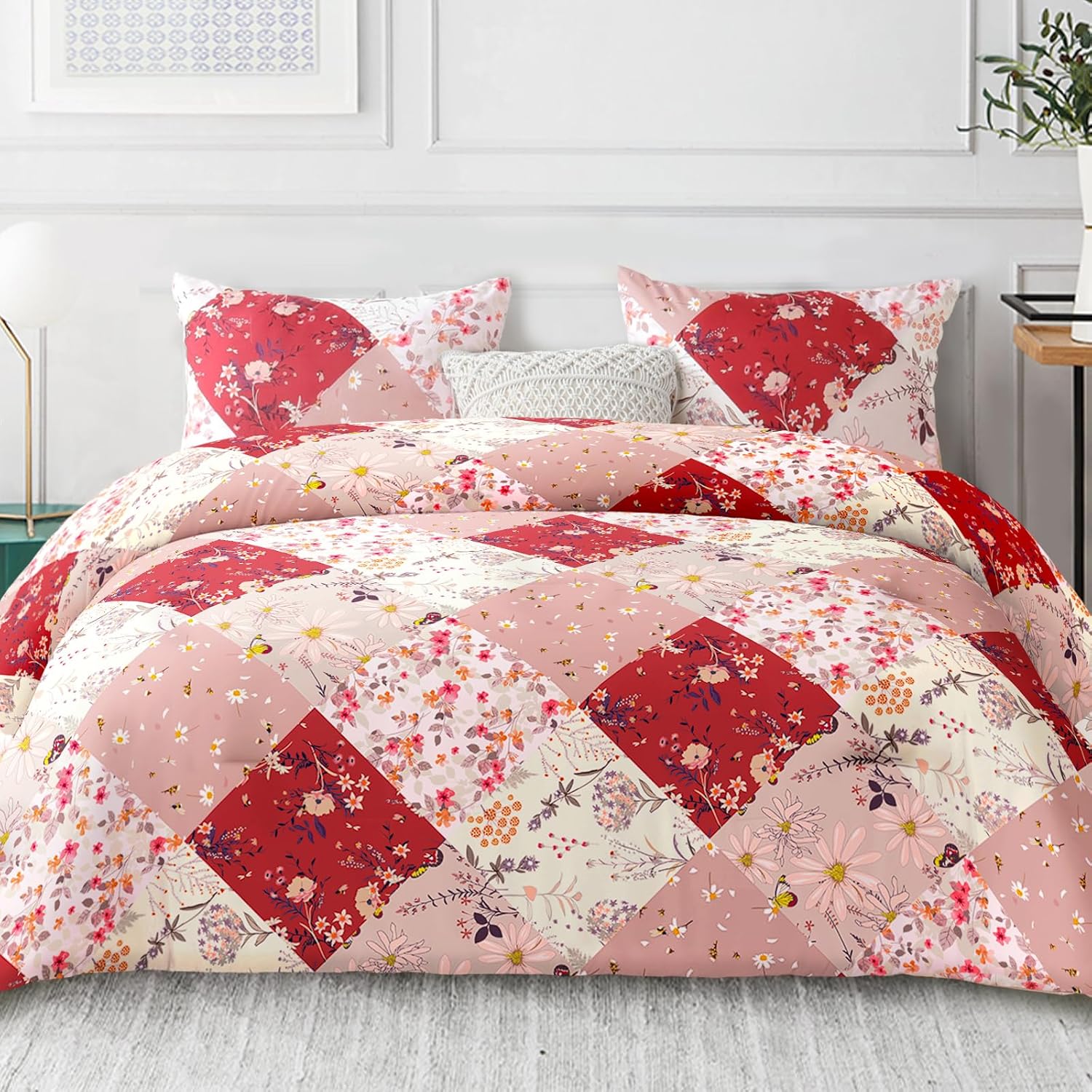 Whale Flotilla 7.5 Tog Double Duvet Set, Soft Reversible Coverless Queen Comforter Set with 2 Pillowcases, Patchwork Printed Down Alternative Bedding Comforters for All Seasons, Pink